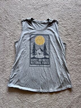Parks Project National Parks Graphic Tank Top XL Gray Respect & Protect